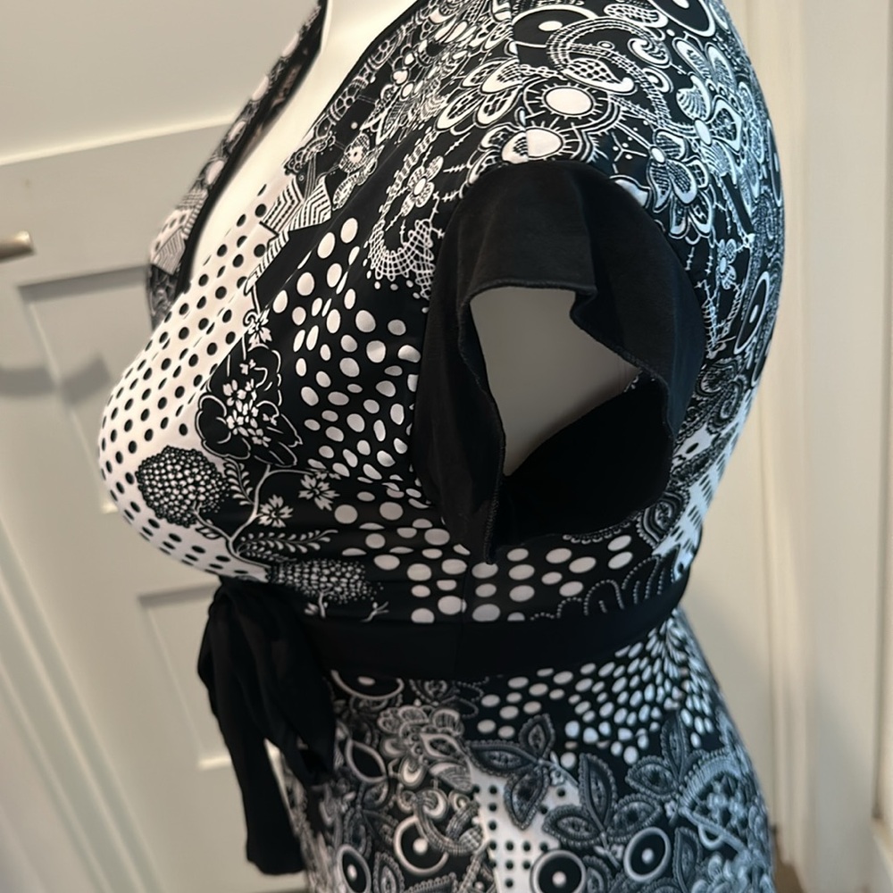 Sexy Stretch Top/Tunic - Picture 4 of 9